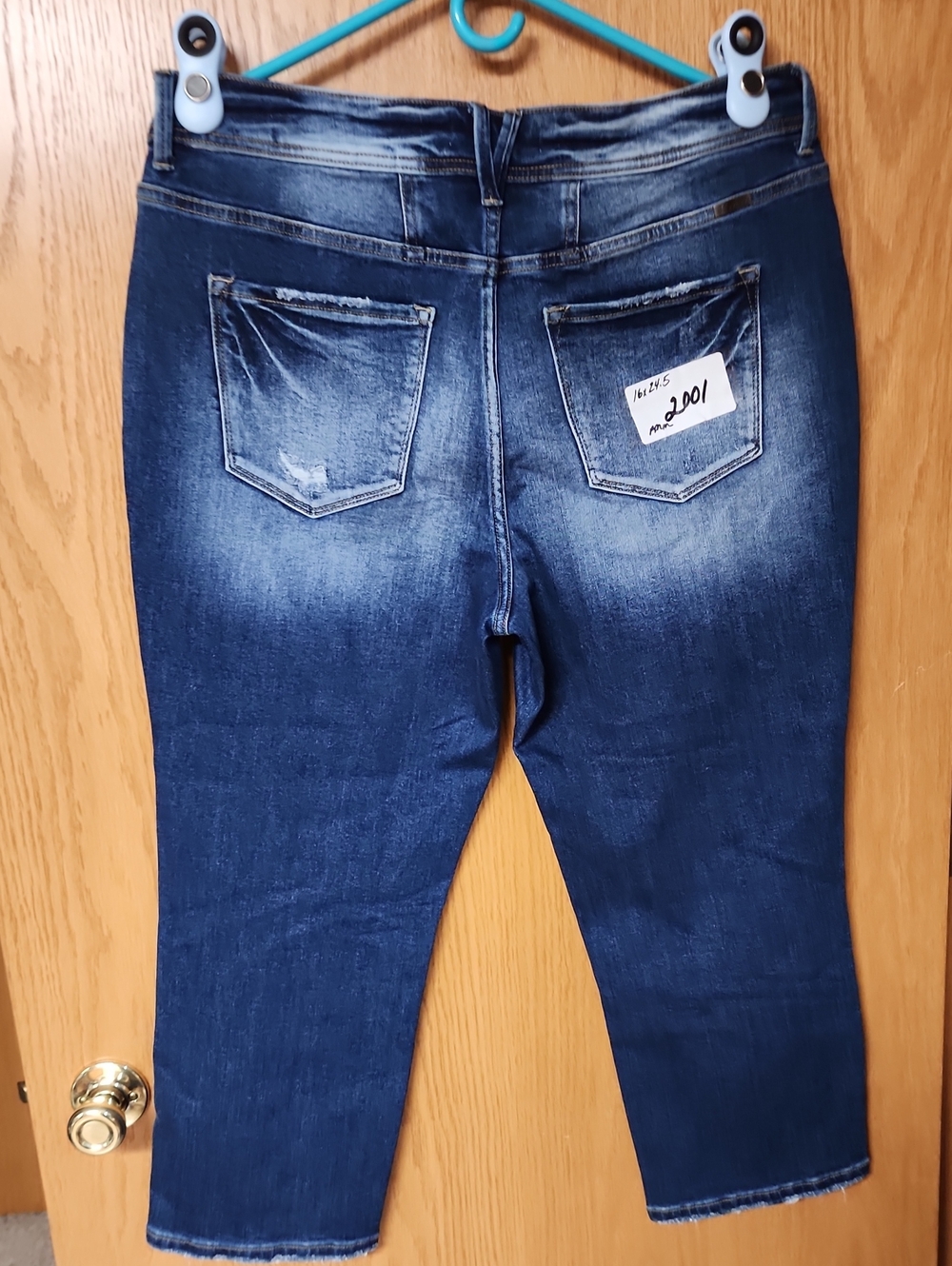 KanCan Dark Blue Faded Back-Pocket Jean capri womens 16x24.5 number 2001